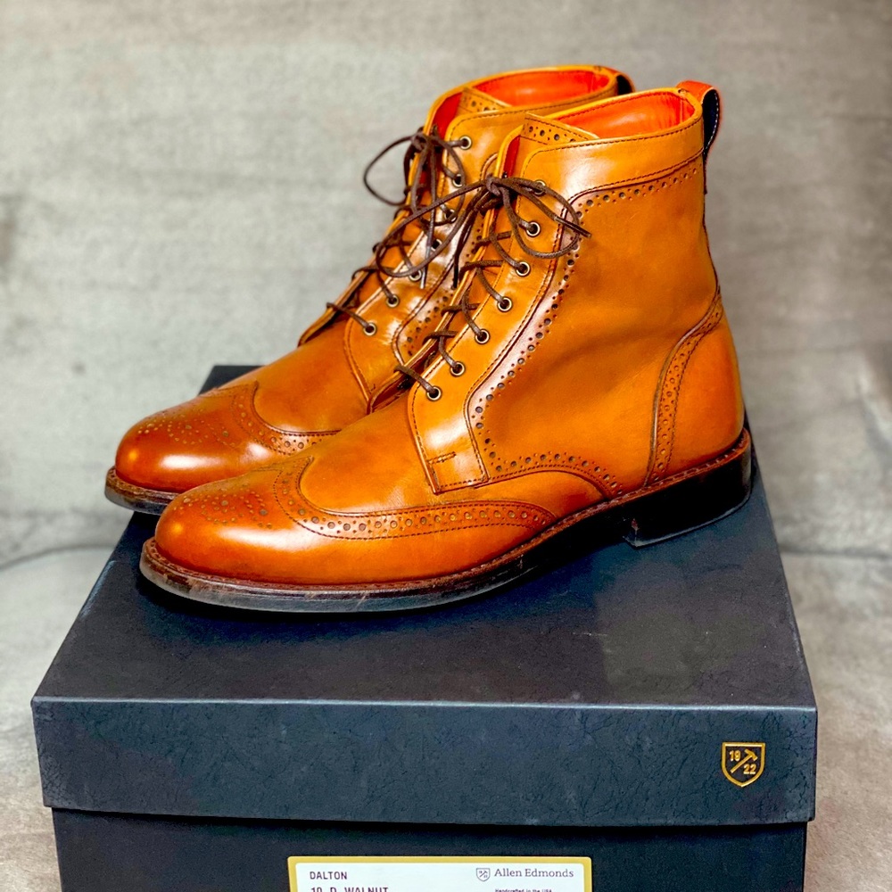 Allen Edmonds Dalton Boots, Walnut, Size 10D